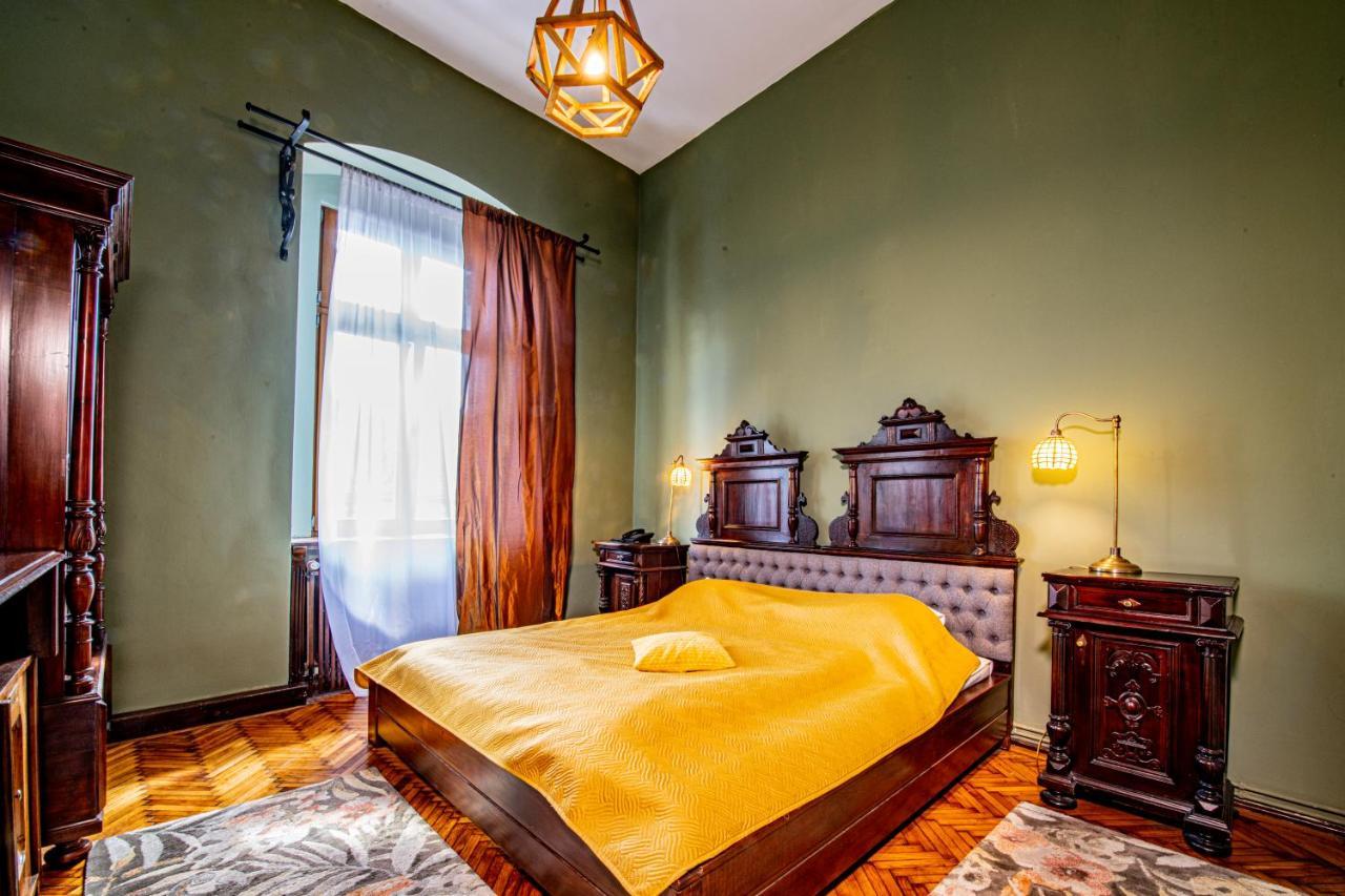 Hotel Poesis Satu Mare Buitenkant foto