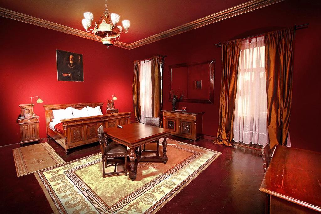 Hotel Poesis Satu Mare Buitenkant foto